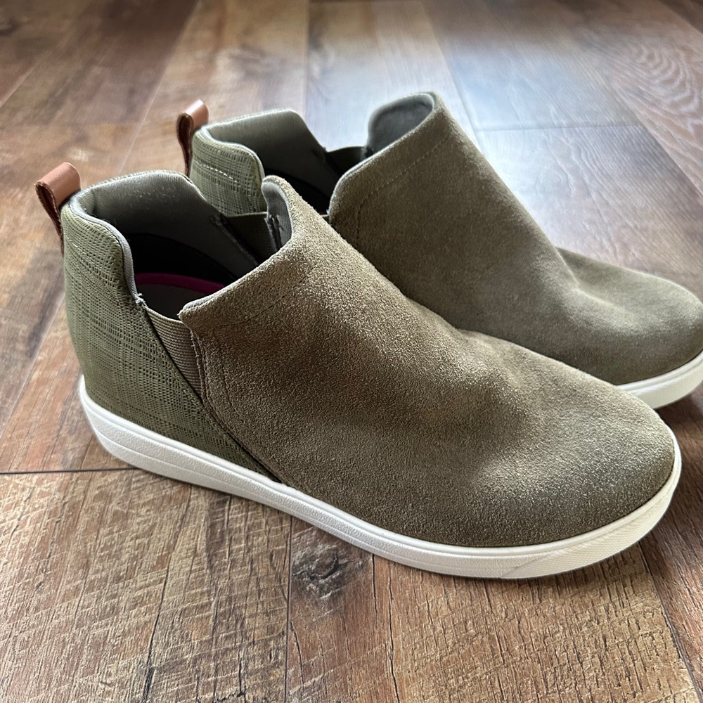 Ryka Olive Ankle Boots